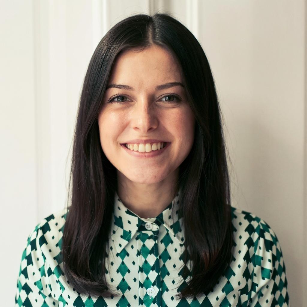 100+ Hair Styles Available